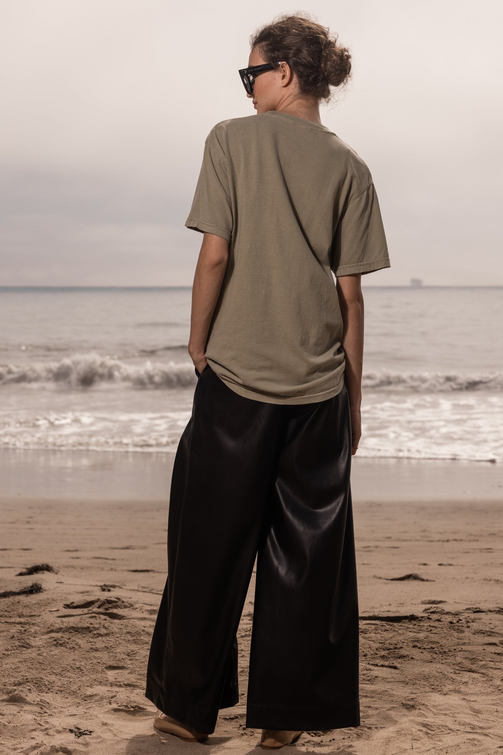 70'S SRF LA TEE - DUSTY SAND - Heidi Merrick