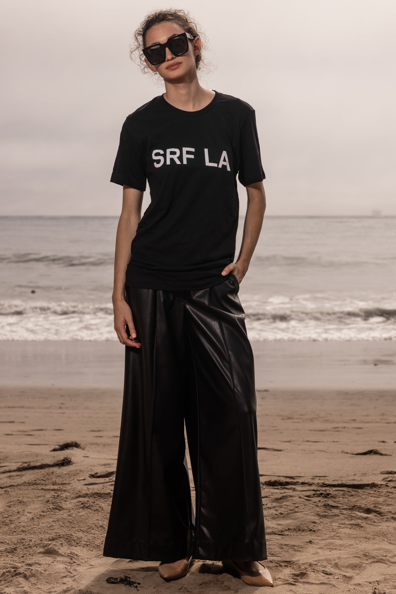 SRF LA TEE - BLACK - Heidi Merrick