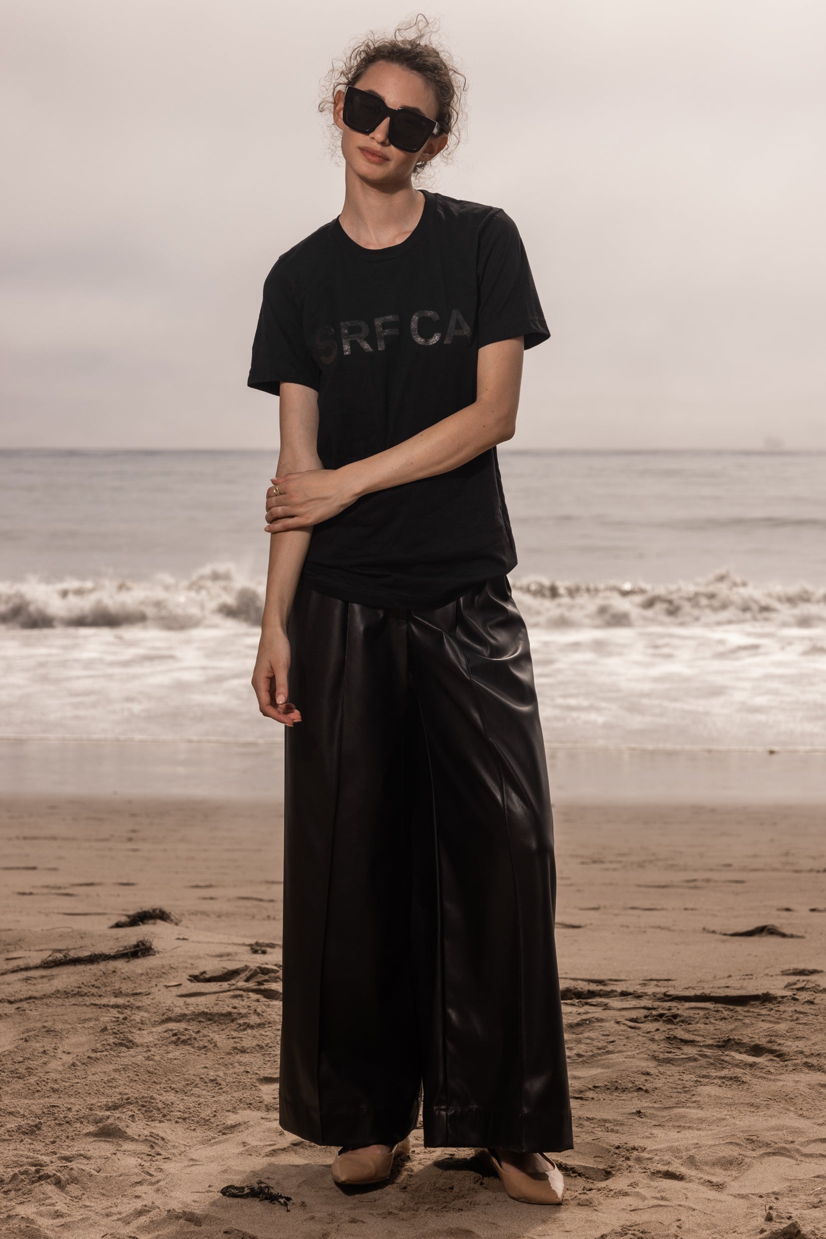 SRF CA TEE - BLACK ON BLACK - Heidi Merrick