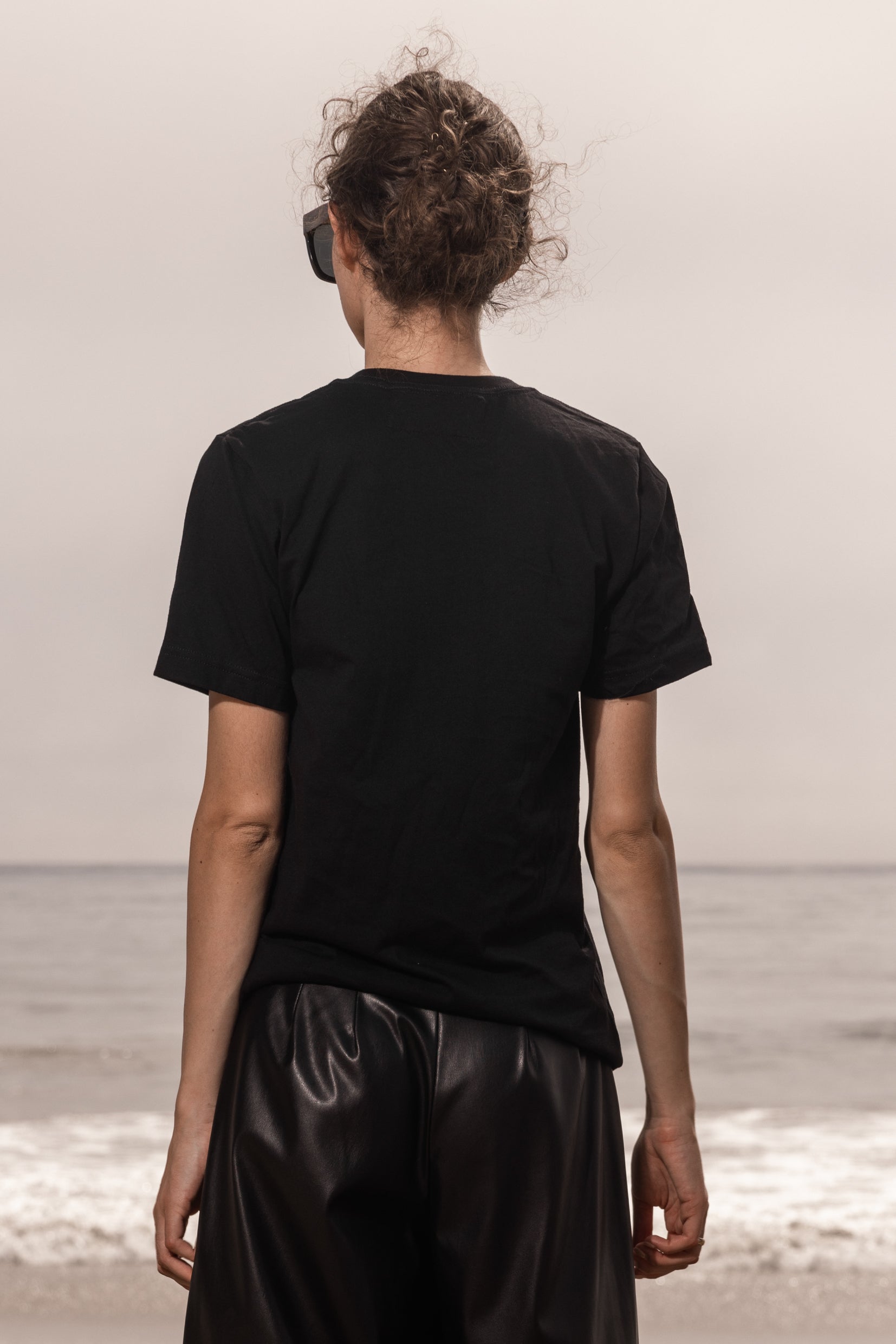 SRF CA TEE - BLACK ON BLACK - Heidi Merrick