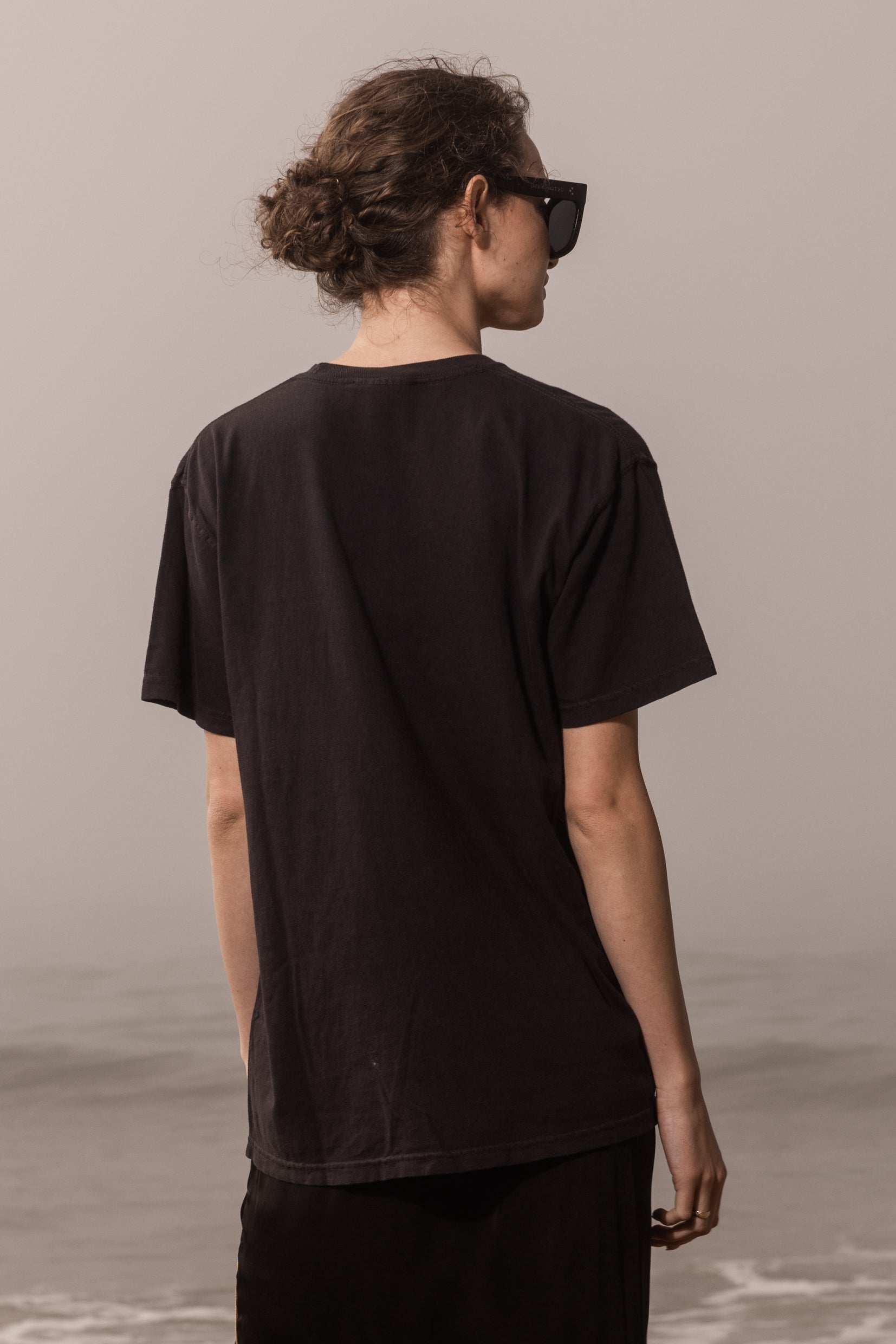 SRF LA TEE - BLACK ON BLACK - Heidi Merrick