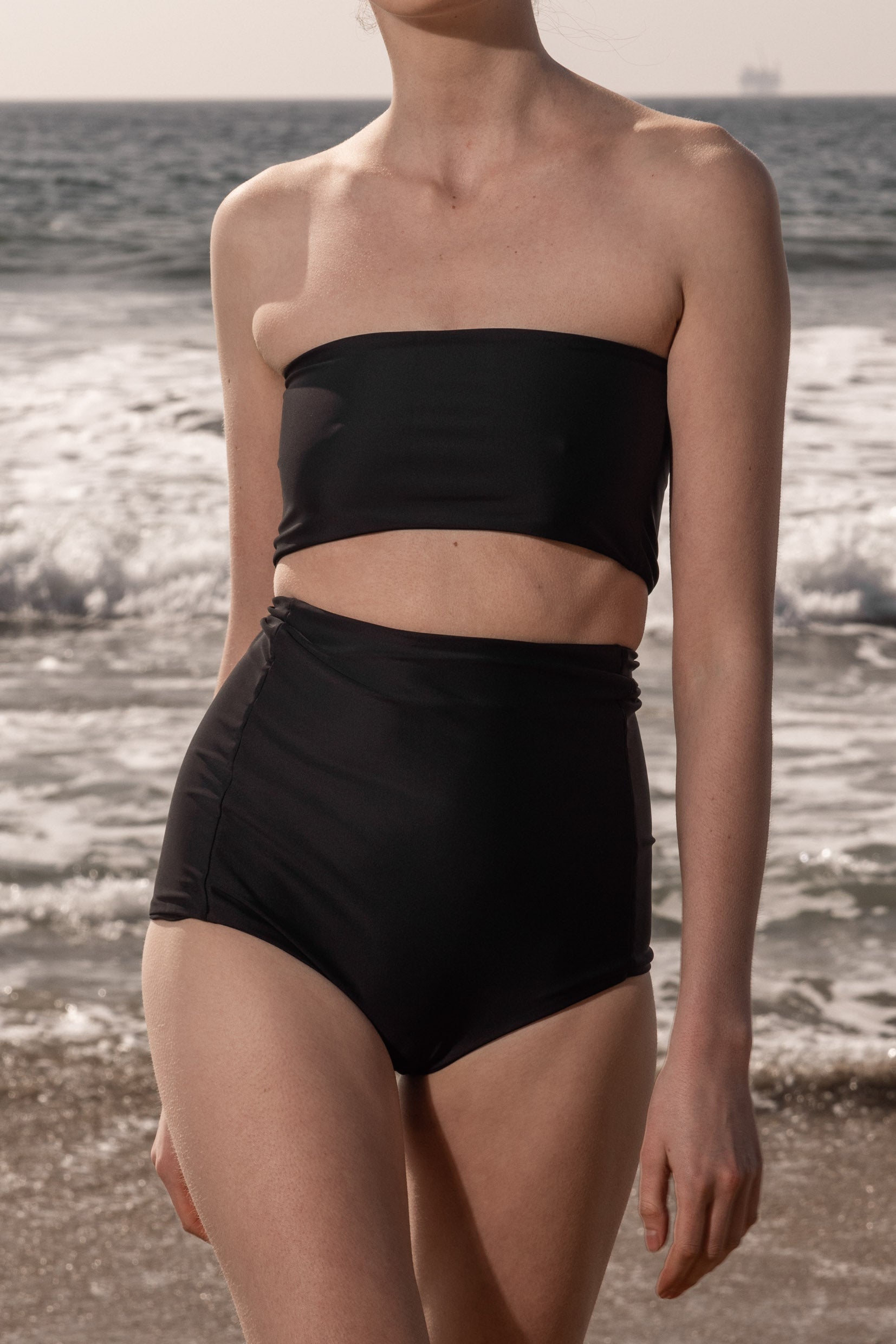 Vicent Top - Black - Heidi Merrick