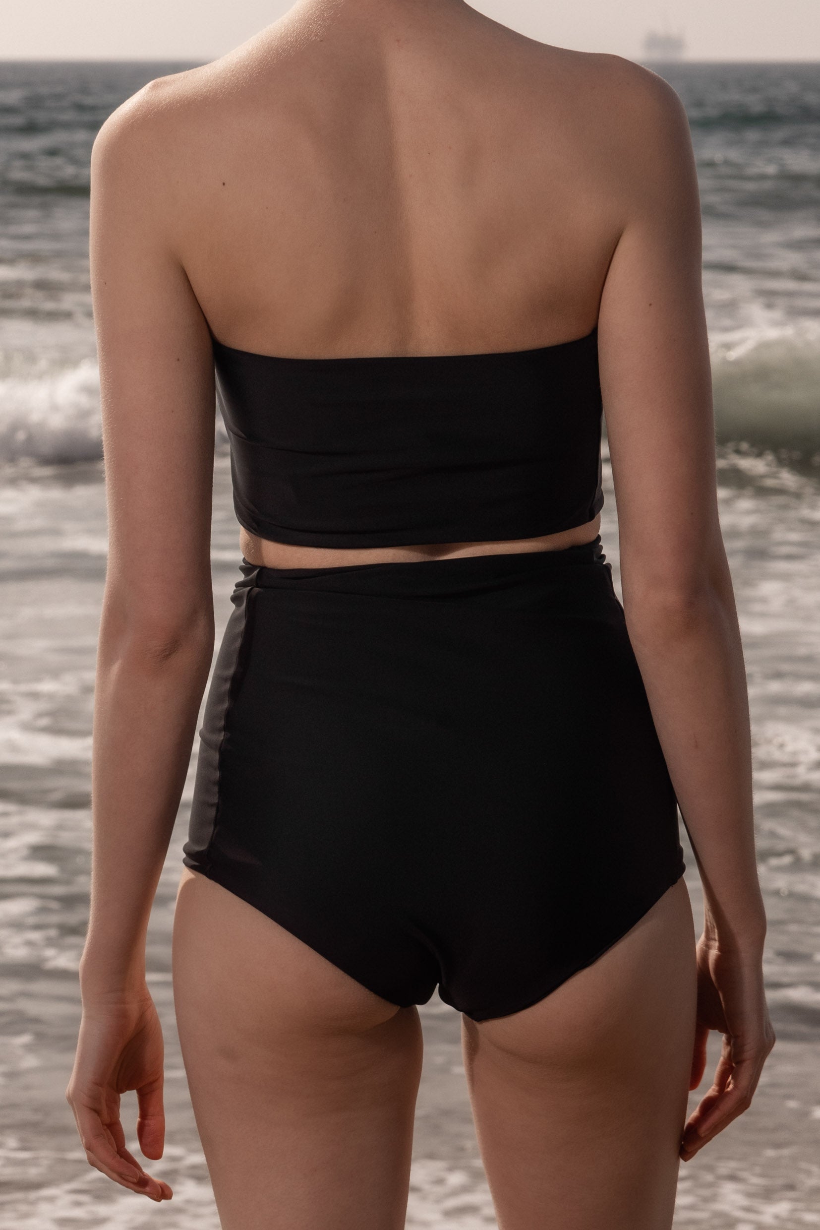 Vicent Top - Black - Heidi Merrick