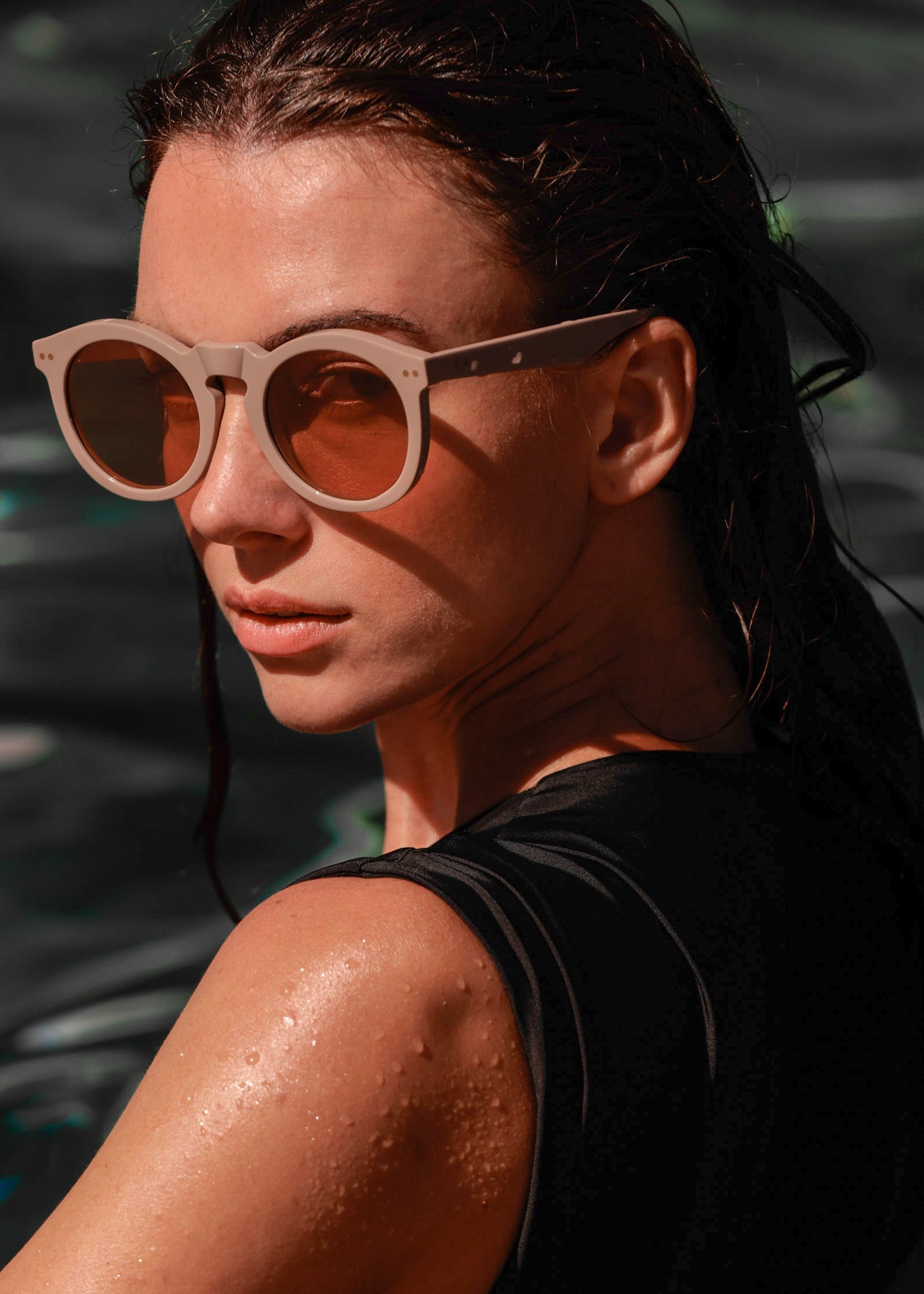 Ex-Pat Frame - Sable - Heidi Merrick