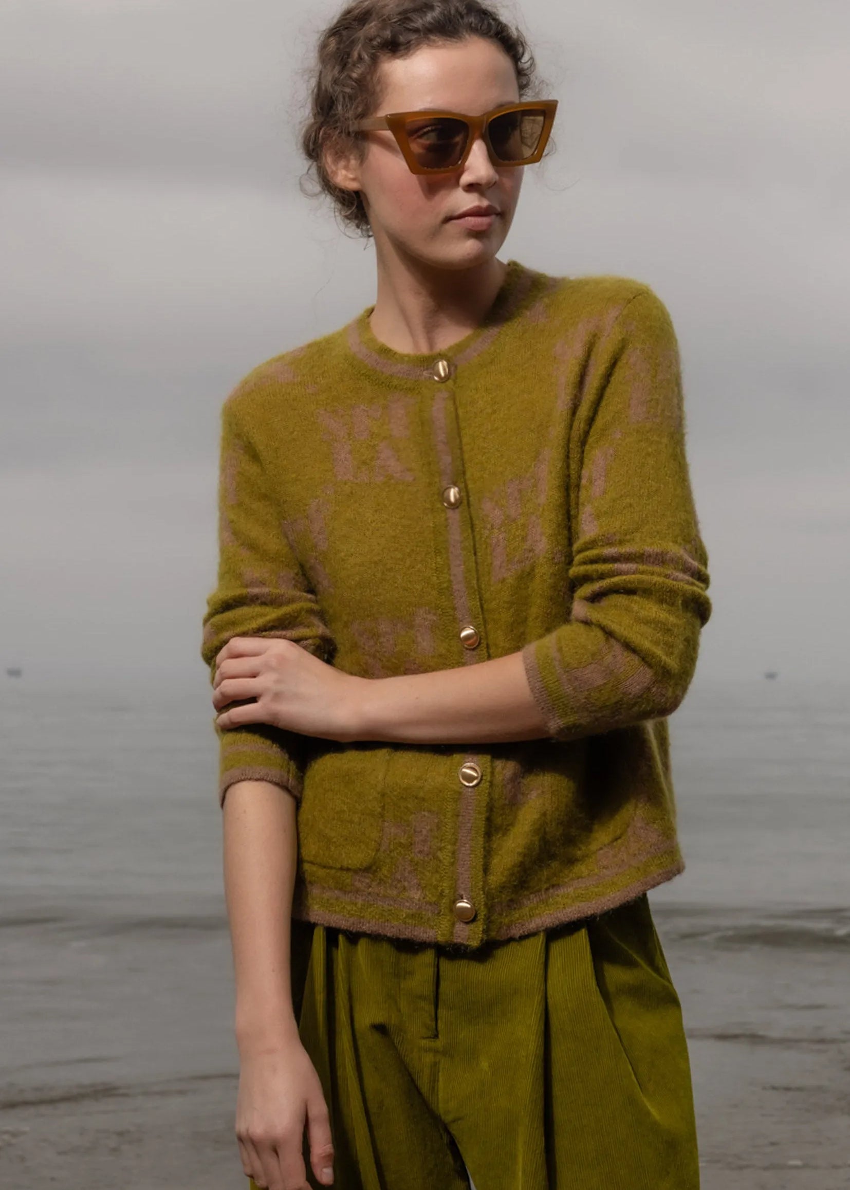 SRF Cardi - Frog - Heidi Merrick